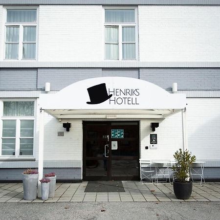 Henriks Hotell Skien Extérieur photo