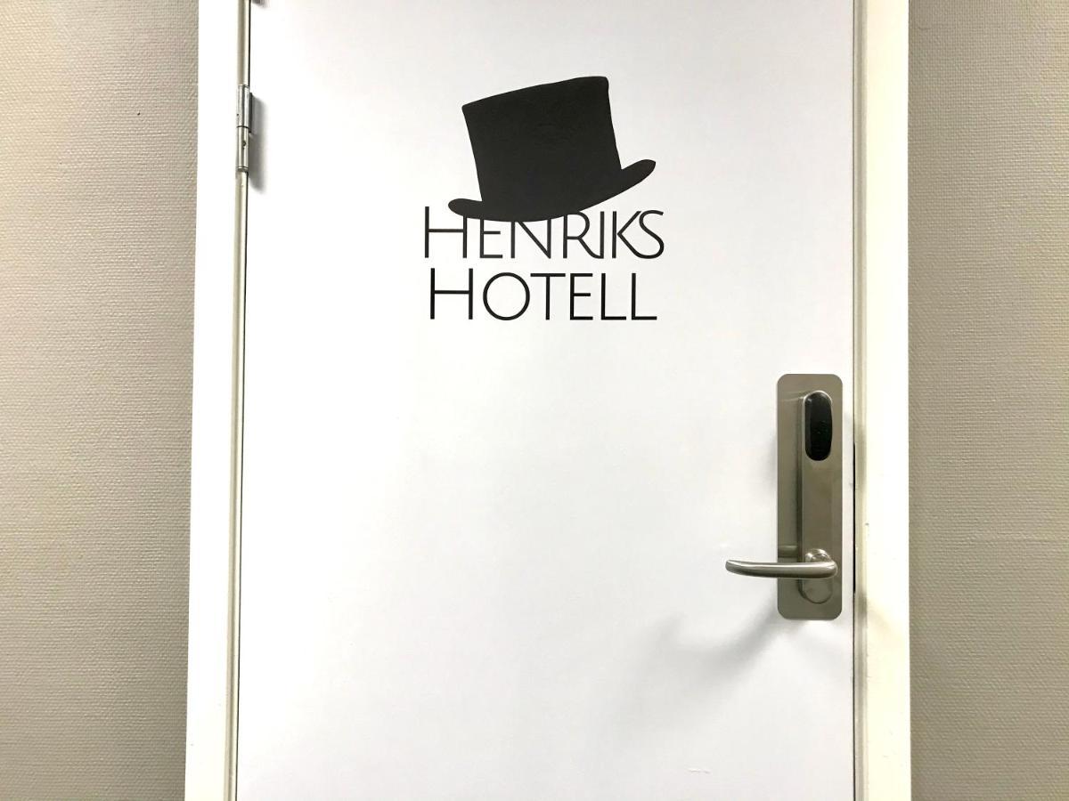 Henriks Hotell Skien Extérieur photo