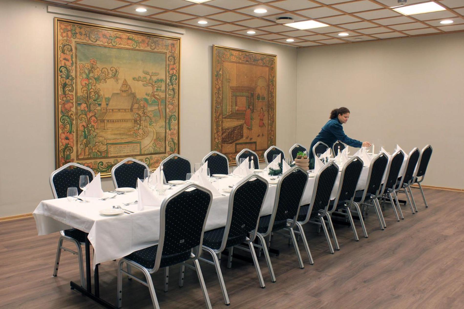 Henriks Hotell Skien Extérieur photo